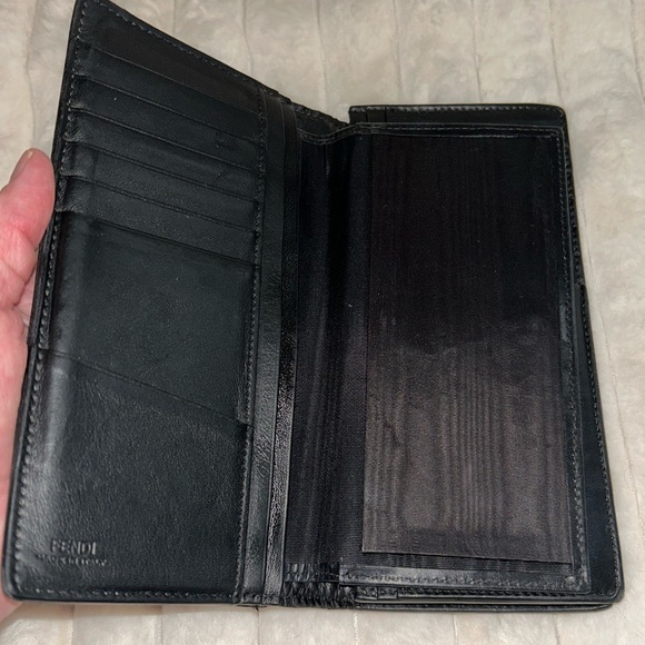 Fendi Black Saffiano Leather Travel Wallet - Made in Italy, 12 Card Slots - Picture 10 of 10